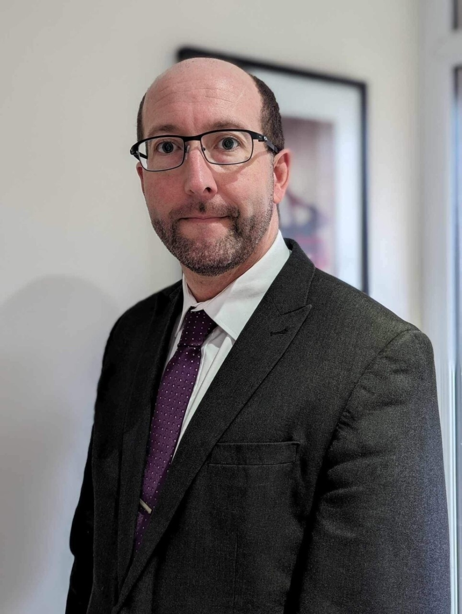 A headshot of Mike Gildersleeves.