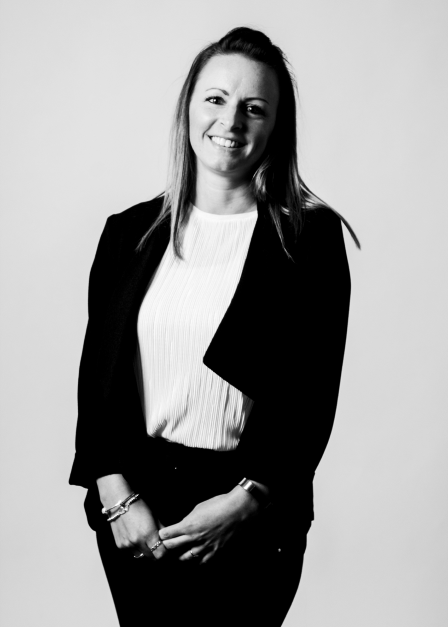 A headshot of Debbie Holland.
